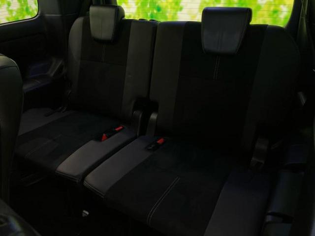 ヴォクシー ZS GRスポーツ 新品タイヤ/保証書/社外 10インチ SDナビ/フリップダウンモニター 社外 10.2インチ/トヨタセーフティセンス/両側電動スライドドア/車線逸脱防止支援システム/ヘッドランプ LED バックカメラ(19枚目)