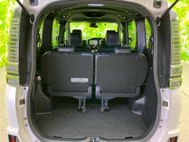 ヴォクシー ZS GRスポーツ 新品タイヤ/保証書/社外 10インチ SDナビ/フリップダウンモニター 社外 10.2インチ/トヨタセーフティセンス/両側電動スライドドア/車線逸脱防止支援システム/ヘッドランプ LED バックカメラ(20枚目)