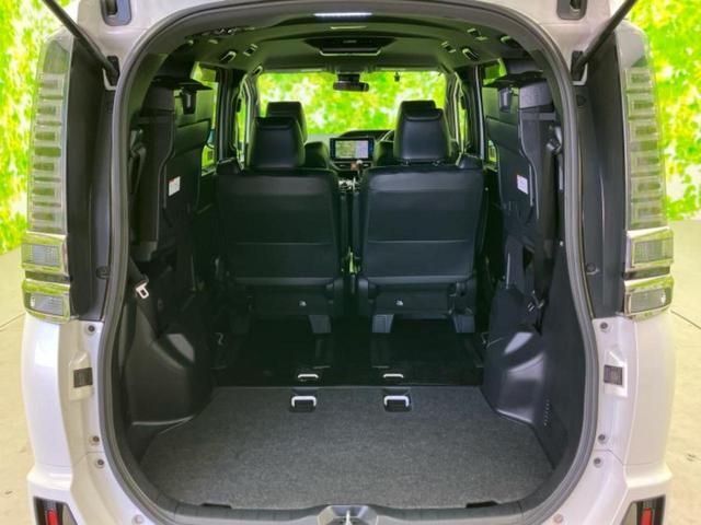 ヴォクシー ZS GRスポーツ 新品タイヤ/保証書/社外 10インチ SDナビ/フリップダウンモニター 社外 10.2インチ/トヨタセーフティセンス/両側電動スライドドア/車線逸脱防止支援システム/ヘッドランプ LED バックカメラ(21枚目)