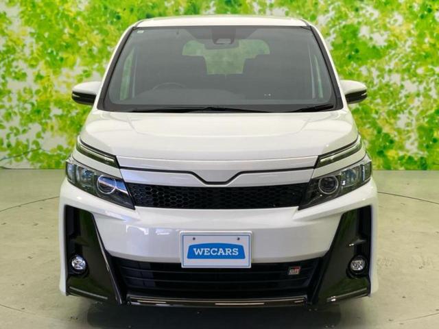 ヴォクシー ZS GRスポーツ 新品タイヤ/保証書/社外 10インチ SDナビ/フリップダウンモニター 社外 10.2インチ/トヨタセーフティセンス/両側電動スライドドア/車線逸脱防止支援システム/ヘッドランプ LED バックカメラ(39枚目)