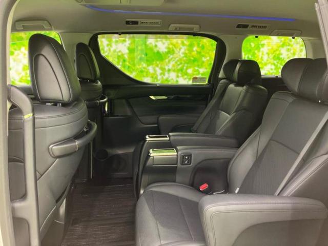 アルファード S Cパッケージ 新品タイヤ/モデリスタエアロ/ディスプレイオーディオ/フリップダウンモニター 純正 12.1インチ/両側電動スライドドア/シートヒーター 前席/車線逸脱防止支援システム/シート フルレザー 革シート(8枚目)