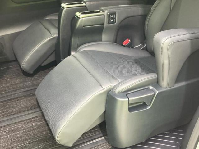 アルファード S Cパッケージ 新品タイヤ/モデリスタエアロ/ディスプレイオーディオ/フリップダウンモニター 純正 12.1インチ/両側電動スライドドア/シートヒーター 前席/車線逸脱防止支援システム/シート フルレザー 革シート(26枚目)