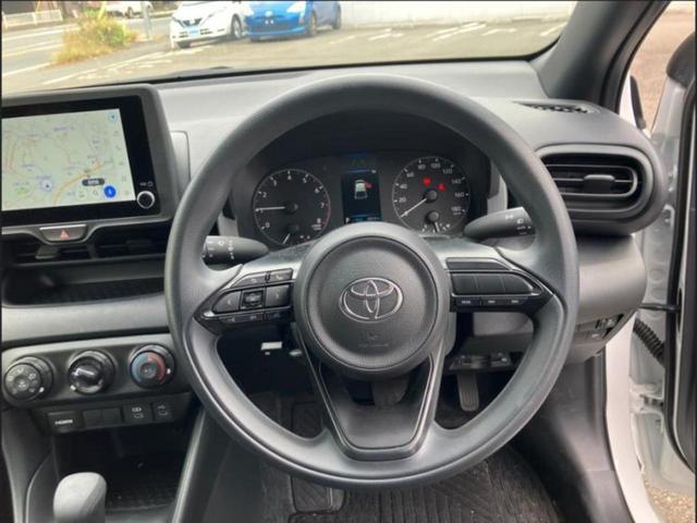 ヤリス X 新品タイヤ/保証書/ディスプレイオーディオ+ナビ8インチ/トヨタセーフティセンス/車線逸脱防止支援システム/パーキングアシスト バックガイド/ドライブレコーダー 前後 衝突被害軽減システム ドラレコ(13枚目)