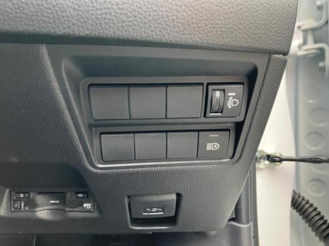 ヤリス X 新品タイヤ/保証書/ディスプレイオーディオ+ナビ8インチ/トヨタセーフティセンス/車線逸脱防止支援システム/パーキングアシスト バックガイド/ドライブレコーダー 前後 衝突被害軽減システム ドラレコ(17枚目)