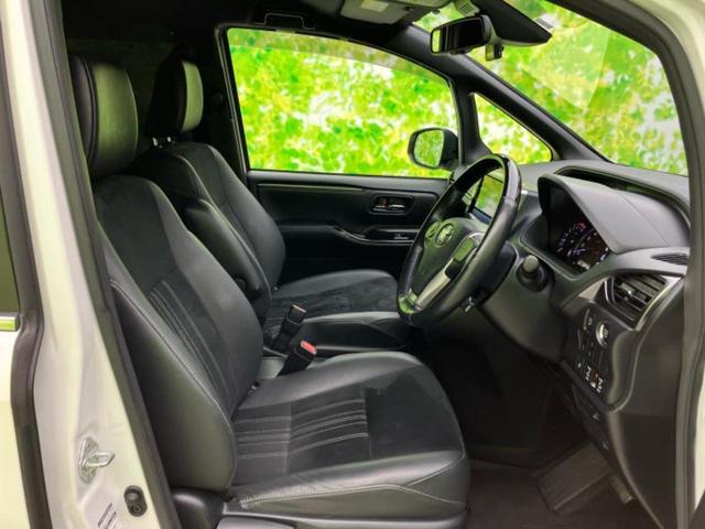 エスクァイア Giプレミアムパッケージブラックテーラード 新品タイヤ/モデリスタエアロ/保証書/社外 11インチ SDナビ/フリップダウンモニター 社外 10.1インチ/トヨタセーフティセンス/両側電動スライドドア/シートヒーター 前席 衝突被害軽減システム(4枚目)