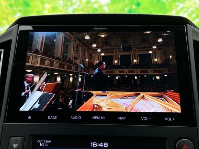 レヴォーグ 4WD STIスポーツ 新品タイヤ/保証書/純正 8インチ SDナビ/衝突安全装置/シートヒーター/車線逸脱防止支援システム/シート フルレザー/パーキングアシスト バックガイド/電動バックドア 革シート バックカメラ(12枚目)