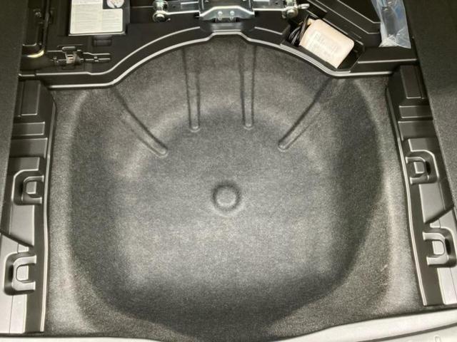 レヴォーグ 4WD STIスポーツ 新品タイヤ/保証書/純正 8インチ SDナビ/衝突安全装置/シートヒーター/車線逸脱防止支援システム/シート フルレザー/パーキングアシスト バックガイド/電動バックドア 革シート バックカメラ(25枚目)