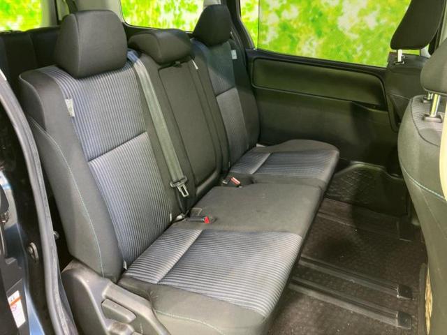 ヴォクシー ４ＷＤ　ＺＳ　新品タイヤ／保証書／社外　ＳＤナビ／フリップダウンモニター　社外　１０．２インチ／両側電動スライドドア／ドライブレコーダー　前後／ヘッドランプ　ＨＩＤ／Ｂｌｕｅｔｏｏｔｈ接続／ＥＴＣ　バックカメラ（5枚目）