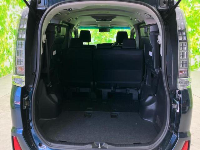 ヴォクシー ４ＷＤ　ＺＳ　新品タイヤ／保証書／社外　ＳＤナビ／フリップダウンモニター　社外　１０．２インチ／両側電動スライドドア／ドライブレコーダー　前後／ヘッドランプ　ＨＩＤ／Ｂｌｕｅｔｏｏｔｈ接続／ＥＴＣ　バックカメラ（21枚目）