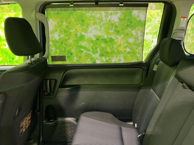 ヴォクシー ４ＷＤ　ＺＳ　新品タイヤ／保証書／社外　ＳＤナビ／フリップダウンモニター　社外　１０．２インチ／両側電動スライドドア／ドライブレコーダー　前後／ヘッドランプ　ＨＩＤ／Ｂｌｕｅｔｏｏｔｈ接続／ＥＴＣ　バックカメラ（24枚目）