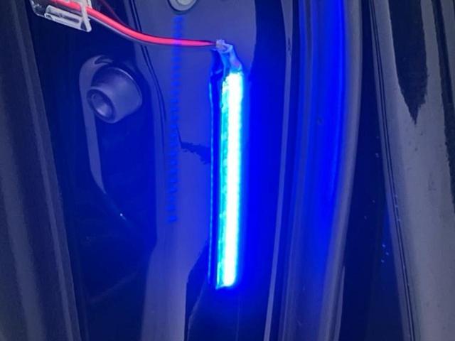 ヴォクシー ４ＷＤ　ＺＳ　新品タイヤ／保証書／社外　ＳＤナビ／フリップダウンモニター　社外　１０．２インチ／両側電動スライドドア／ドライブレコーダー　前後／ヘッドランプ　ＨＩＤ／Ｂｌｕｅｔｏｏｔｈ接続／ＥＴＣ　バックカメラ（43枚目）