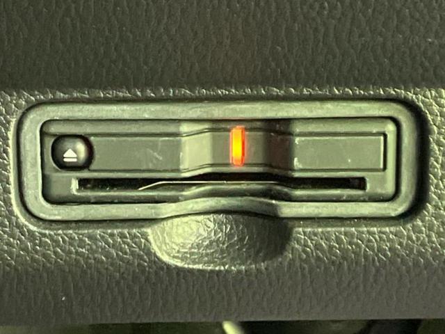 Ｎ－ＯＮＥ ＲＳ　新品タイヤ／保証書／純正　８インチ　ＳＤナビ／衝突安全装置／シートヒーター　前席／車線逸脱防止支援システム／ヘッドランプ　ＬＥＤ／Ｂｌｕｅｔｏｏｔｈ接続／ＥＴＣ／ＥＢＤ付ＡＢＳ／横滑り防止装置（25枚目）