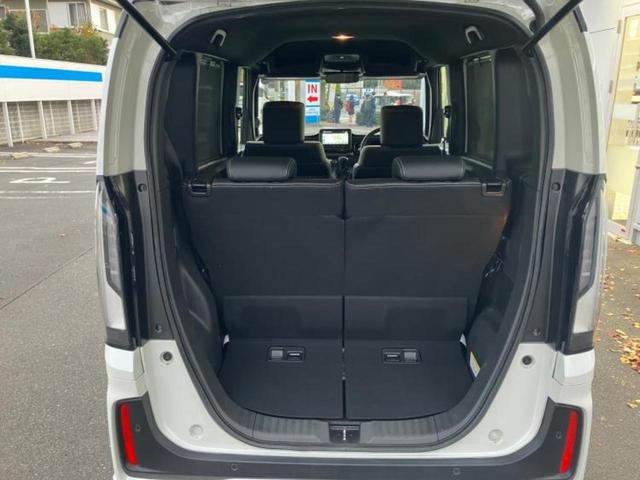 N-BOXカスタム ターボコーディネートスタイル2トーン 新品タイヤ/保証書/純正 8インチ SDナビ/ホンダセンシング/両側電動スライドドア/シートヒーター 前席/車線逸脱防止支援システム/ヘッドランプ LED/Bluetooth接続/ETC2.0 ターボ(8枚目)