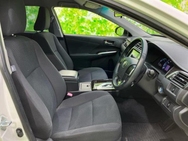 カムリ ハイブリッドＧパッケージ　純正　ＳＤナビ／ヘッドランプ　ＨＩＤ／Ｂｌｕｅｔｏｏｔｈ接続／ＥＴＣ／ＥＢＤ付ＡＢＳ／横滑り防止装置／アイドリングストップ／クルーズコントロール／バックモニター／フルセグＴＶ／ＤＶＤ　バックカメラ（4枚目）