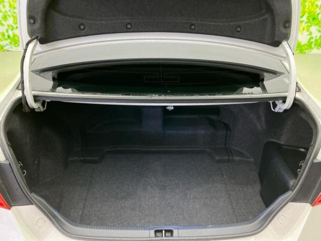カムリ ハイブリッドＧパッケージ　純正　ＳＤナビ／ヘッドランプ　ＨＩＤ／Ｂｌｕｅｔｏｏｔｈ接続／ＥＴＣ／ＥＢＤ付ＡＢＳ／横滑り防止装置／アイドリングストップ／クルーズコントロール／バックモニター／フルセグＴＶ／ＤＶＤ　バックカメラ（23枚目）