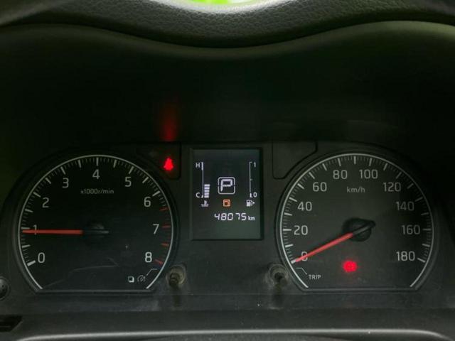 ＮＶ３５０キャラバンバン ＤＸロング　新品タイヤ／社外　ＳＤナビ／Ｂｌｕｅｔｏｏｔｈ接続／ＥＴＣ／ＡＢＳ／フルセグＴＶ／ＤＶＤ／エアバッグ　運転席／パワーウインドウ／キーレス／パワーステアリング／マニュアルエアコン／取扱説明書　ＤＶＤ再生（13枚目）