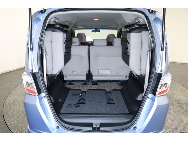 フリードハイブリッド ジャストセレクション 認定中古車 1年保証付 ワンオーナー ナビ Bカメラ ETC 運転支援 セキュリティー 横滑り防止機能 オートクルーズ 地デジ エアバック DVD再生可能 キーレスエントリー PS 3列 ABS(22枚目)