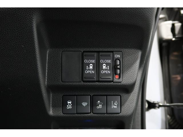 フリードハイブリッド ハイブリッド・クロスター ホンダ認定中古車2年保証付 運転支援 衝突軽減ブレーキ ホンダセンシング ナビゲーション フルセグTV ETC アルミホイール LEDヘッドライト シートヒーター キャプテンシート ワンオーナー車(16枚目)