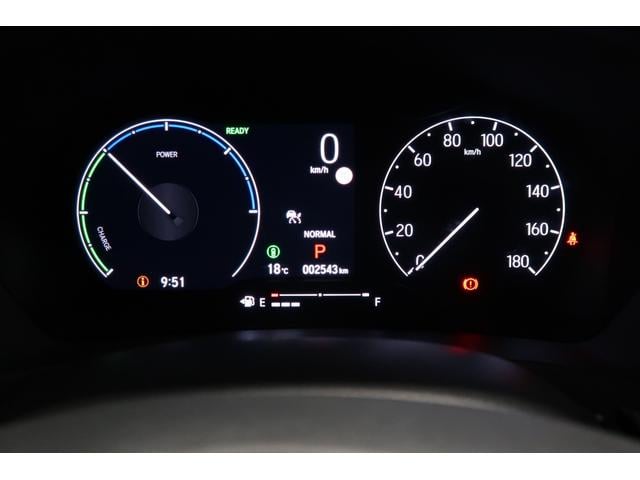 ヴェゼル ｅ：ＨＥＶＺ　ホンダ認定中古車２年保証付　当店デモカー　運転支援　衝突軽減ブレーキ　ホンダセンシング　アダプティブクルーズコントロール　ドラレコ　コネクトディスプレイ　パワーテールゲート　シートヒーター（15枚目）