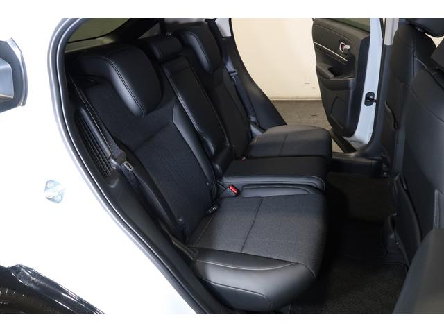 ヴェゼル ｅ：ＨＥＶＺ　ホンダ認定中古車２年保証付　当店デモカー　運転支援　衝突軽減ブレーキ　ホンダセンシング　アダプティブクルーズコントロール　ドラレコ　コネクトディスプレイ　パワーテールゲート　シートヒーター（28枚目）