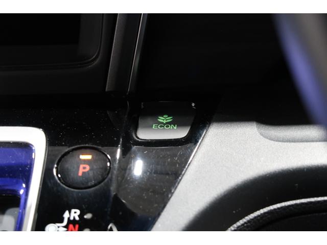 フリードハイブリッド ハイブリッド・Ｇホンダセンシング　ホンダ認定中古車１年保証付　　運転支援　衝突軽減ブレーキ　ホンダセンシング　アダプティブクルーズコントロール　９インチナビゲーション　アルミホイール　両側パワースライドドア　ＬＥＤヘッドライト　ＡＢＳ（15枚目）