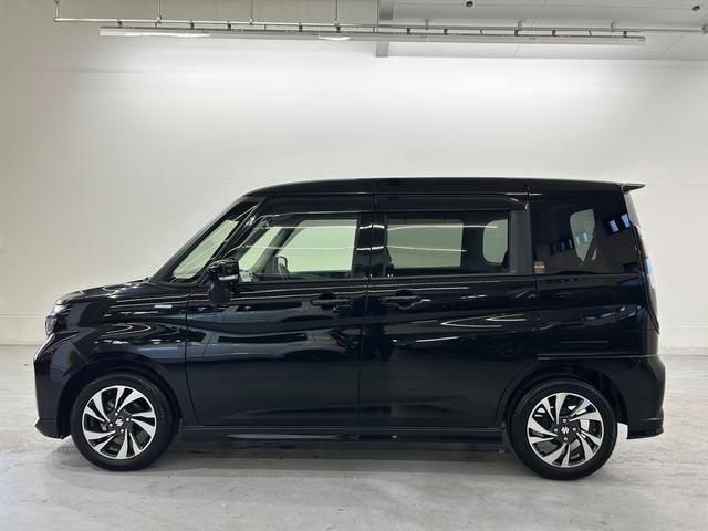 ソリオバンディット バンディット　ＨＹＢＲＩＤ　ＭＶ　ナビ　全方位カメラ　ＥＴＣ　ドライブレコーダー　オートライト　Ｂｌｕｅｔｏｏｔｈ　スライドドア　純正ナビ　プッシュスタート　シートヒーター　ＥＴＣ　オートエアコン　禁煙車　スズキセーフティーサポート（5枚目）