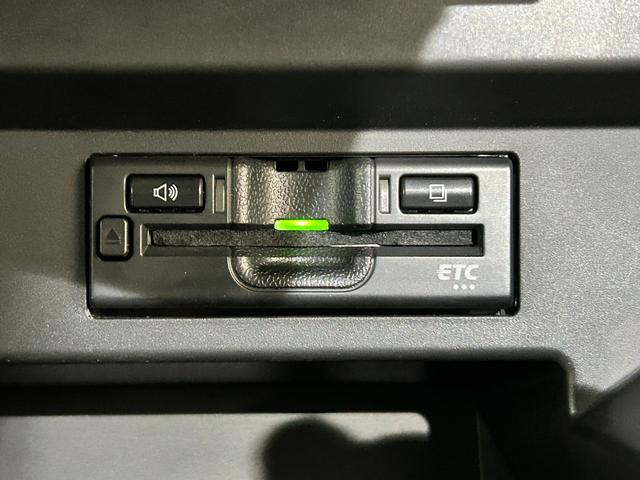 ソリオバンディット バンディット　ＨＹＢＲＩＤ　ＭＶ　ナビ　全方位カメラ　ＥＴＣ　ドライブレコーダー　オートライト　Ｂｌｕｅｔｏｏｔｈ　スライドドア　純正ナビ　プッシュスタート　シートヒーター　ＥＴＣ　オートエアコン　禁煙車　スズキセーフティーサポート（15枚目）