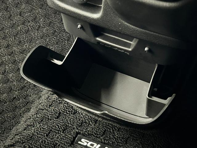 ソリオバンディット バンディット　ＨＹＢＲＩＤ　ＭＶ　ナビ　全方位カメラ　ＥＴＣ　ドライブレコーダー　オートライト　Ｂｌｕｅｔｏｏｔｈ　スライドドア　純正ナビ　プッシュスタート　シートヒーター　ＥＴＣ　オートエアコン　禁煙車　スズキセーフティーサポート（48枚目）