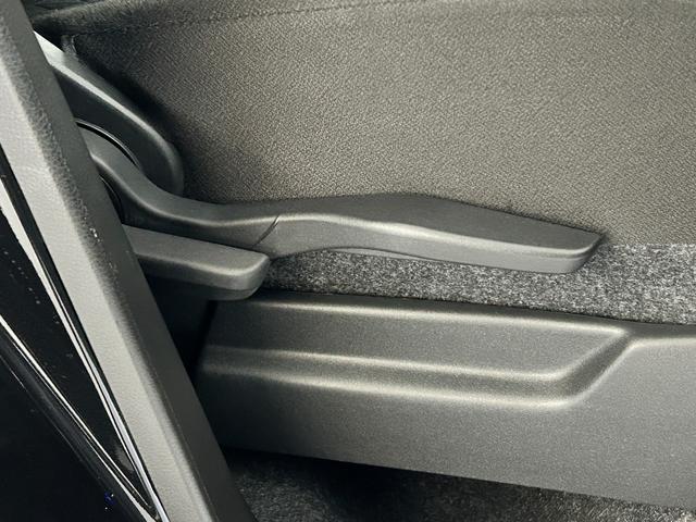 ソリオバンディット バンディット　ＨＹＢＲＩＤ　ＭＶ　ナビ　全方位カメラ　ＥＴＣ　ドライブレコーダー　オートライト　Ｂｌｕｅｔｏｏｔｈ　スライドドア　純正ナビ　プッシュスタート　シートヒーター　ＥＴＣ　オートエアコン　禁煙車　スズキセーフティーサポート（49枚目）