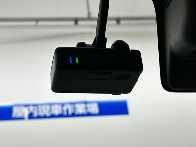 ソリオバンディット バンディット　ＨＹＢＲＩＤ　ＭＶ　ナビ　全方位カメラ　ＥＴＣ　ドライブレコーダー　オートライト　Ｂｌｕｅｔｏｏｔｈ　スライドドア　純正ナビ　プッシュスタート　シートヒーター　ＥＴＣ　オートエアコン　禁煙車　スズキセーフティーサポート（53枚目）