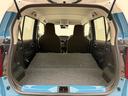 後部座席がフラットになりますので、いざという時にも便利ですね!キャンプ等、荷物の多いお出かけにもとっても便利ですよ♪
