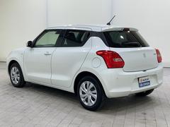 ���Ҥϥ�����������ң�������л��ľ������Ź�������������ǥ����顼�ˤǤ������ҤΥ�åȡ��ϡ������¡ס��ֿƿȡס��ֿ����פǡ������ͤ�˭���ʥ����饤�դ�¸����뤿��Τ��������򤵤��Ƥ��������ޤ��� 4