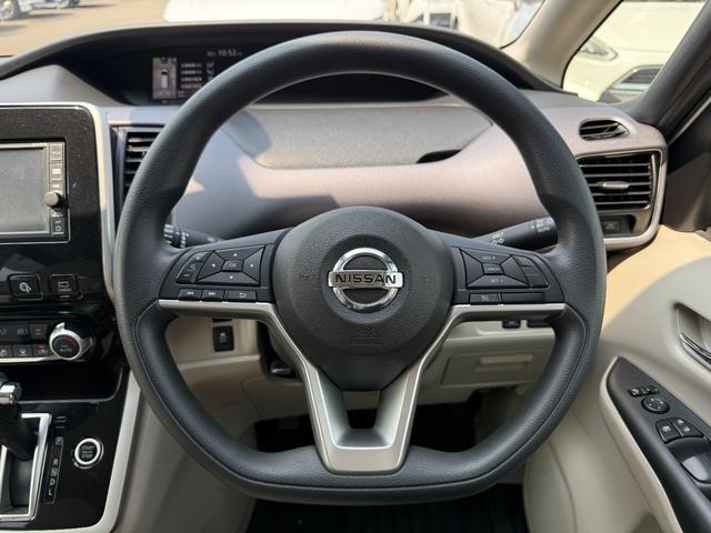 セレナ Ｘ　Ｖセレクション【４ＷＤ】　純正７インチナビ　Ｂｌｕｅｔｏｏｔｈ接続　フロント・サイド・バック・全方位カメラ　前後ドラレコ　ＥＴＣ　クルコン　両側電動スライド　パーキングアシスト　コーナーセンサー　スマートキー　禁煙車（33枚目）