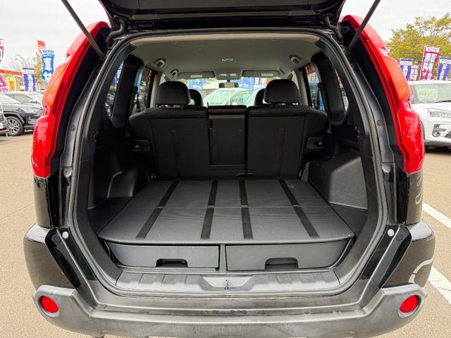 エクストレイル ２０Ｘｔ【パートタイム４ＷＤ】　７インチＨＤＤナビ　ＣＤ　ＤＶＤ　ワンセグ　ＥＴＣ　バックカメラ　クルコン　全席シートヒーター　純正１７インチアルミ　オートライト　横滑り防止装置　禁煙車　盗難防止システム（29枚目）