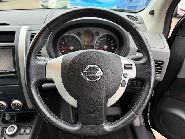 エクストレイル ２０Ｘｔ【パートタイム４ＷＤ】　７インチＨＤＤナビ　ＣＤ　ＤＶＤ　ワンセグ　ＥＴＣ　バックカメラ　クルコン　全席シートヒーター　純正１７インチアルミ　オートライト　横滑り防止装置　禁煙車　盗難防止システム（32枚目）