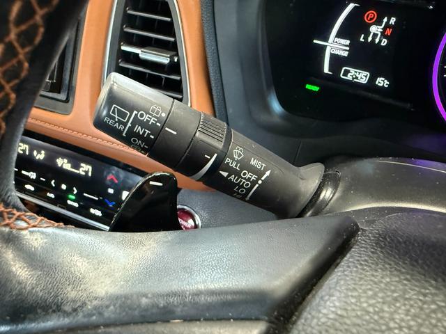 ヴェゼル ハイブリッドZ・ホンダセンシング【4WD】 7インチメモリーナビ Bluetooth フルセグ バックカメラ ドラレコ ETC 追従型クルコン ハーフレザー コーナーセンサー 衝突軽減 車線逸脱警告 スマートキー 純正アルミ LED 禁煙車(31枚目)