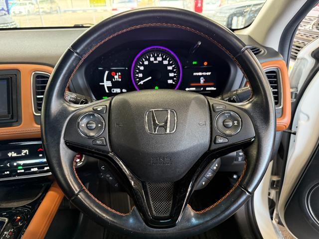ヴェゼル ハイブリッドZ・ホンダセンシング【4WD】 7インチメモリーナビ Bluetooth フルセグ バックカメラ ドラレコ ETC 追従型クルコン ハーフレザー コーナーセンサー 衝突軽減 車線逸脱警告 スマートキー 純正アルミ LED 禁煙車(37枚目)