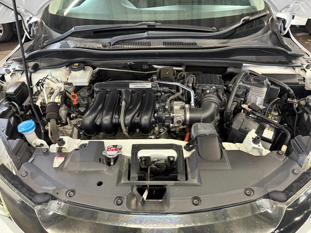 ヴェゼル ハイブリッドZ・ホンダセンシング【4WD】 7インチメモリーナビ Bluetooth フルセグ バックカメラ ドラレコ ETC 追従型クルコン ハーフレザー コーナーセンサー 衝突軽減 車線逸脱警告 スマートキー 純正アルミ LED 禁煙車(38枚目)