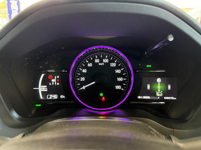 ヴェゼル ハイブリッドZ・ホンダセンシング【4WD】 7インチメモリーナビ Bluetooth フルセグ バックカメラ ドラレコ ETC 追従型クルコン ハーフレザー コーナーセンサー 衝突軽減 車線逸脱警告 スマートキー 純正アルミ LED 禁煙車(42枚目)