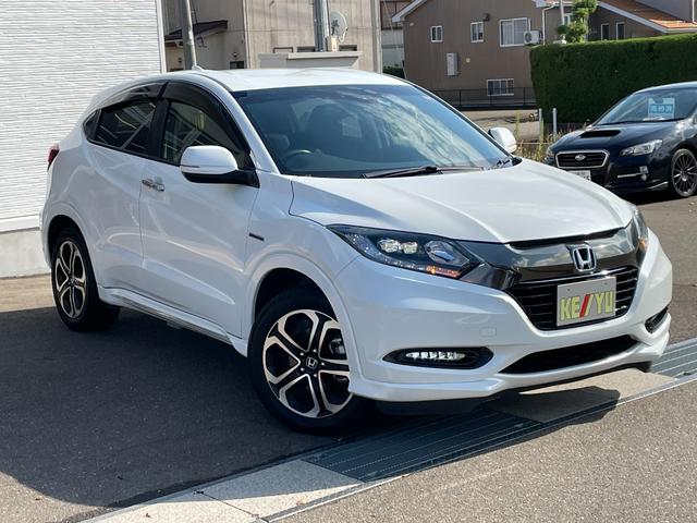 ヴェゼル ハイブリッドZ・ホンダセンシング【4WD】 7インチメモリーナビ Bluetooth フルセグ バックカメラ ドラレコ ETC 追従型クルコン ハーフレザー コーナーセンサー 衝突軽減 車線逸脱警告 スマートキー 純正アルミ LED 禁煙車(51枚目)