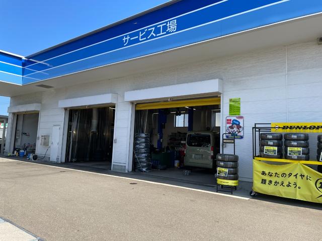 WRX S4 2.0GT-Sアイサイト【4WD】【ターボ】【禁煙車】 7インチSDナビ Bluetooth フルセグ サイドカメラ ETC ブラインドスポットモニター 衝突軽減 電動レザーシート シートヒーター 追従型クルコン スマートキー 純正アルミ オートライト(63枚目)