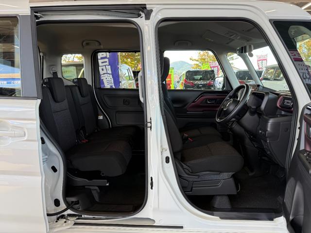 スペーシアカスタム ハイブリッドGS【4WD】 届出済み未使用車 シートヒーター 追従型クルコン 両側スライドドア 片側電動スライド 純正アルミ コーナーセンサー 衝突軽減ブレーキ 横滑り防止 スマートキー オートLEDライト フォグランプ 禁煙車(21枚目)