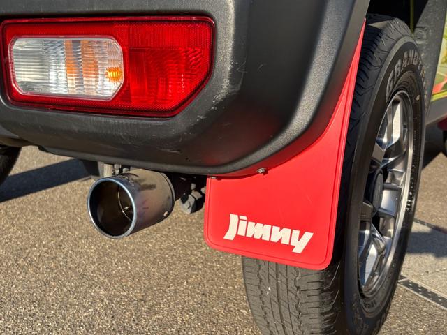 ジムニーシエラ JC【4WD】【5速マニュアル】【1オーナー禁煙】 衝突軽減&車線逸脱警告 9インチナビ フルセグ Bluetooth接続 スマホ連携 ETC シートヒーター クルーズコントロール LEDヘッド&LEDフォグ 純正マッドフラップ ロッソモデロマフラー(11枚目)
