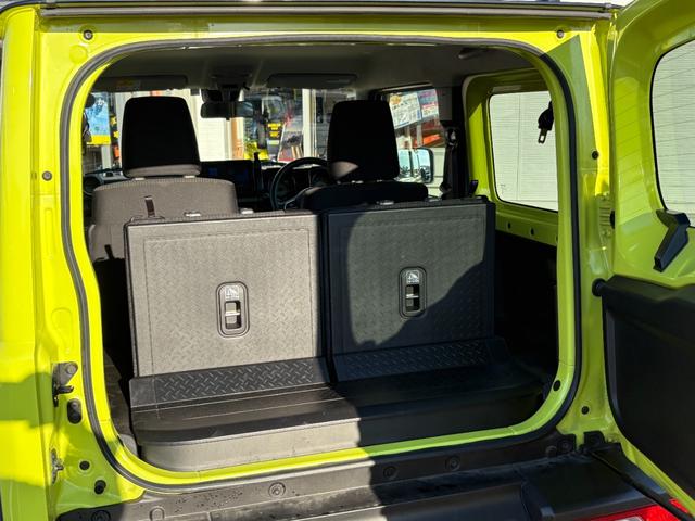 ジムニーシエラ JC【4WD】【5速マニュアル】【1オーナー禁煙】 衝突軽減&車線逸脱警告 9インチナビ フルセグ Bluetooth接続 スマホ連携 ETC シートヒーター クルーズコントロール LEDヘッド&LEDフォグ 純正マッドフラップ ロッソモデロマフラー(27枚目)