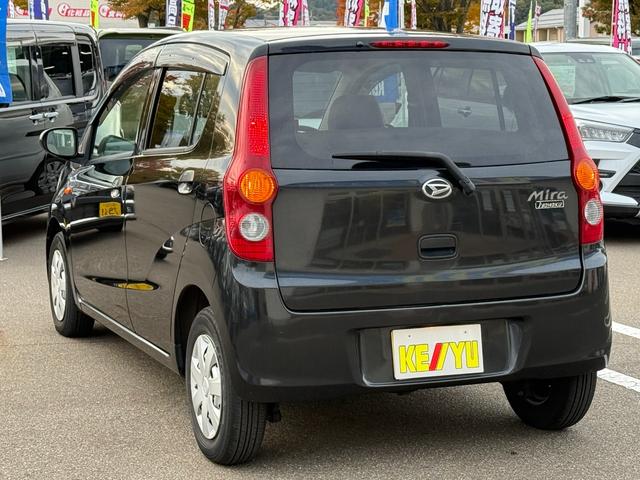 ミラ Xリミテッド【4WD】 7インチHDDナビ CD ETC オートエアコン 電動格納ミラー キーレス 禁煙車(43枚目)