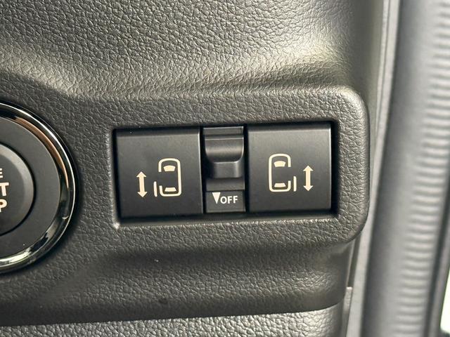 スペーシアカスタム ハイブリッドＸＳターボ【４ＷＤ】【届出済み未使用車】　全方位モニター付き９インチメモリーナビ　Ｂｌｕｅｔｏｏｔｈ　フルセグ　バック・サイド・フロントカメラ　両側電動スライド　追従型クルコン　後席オットマン　コーナーセンサー　シートヒーター　オートＬＥＤ（10枚目）