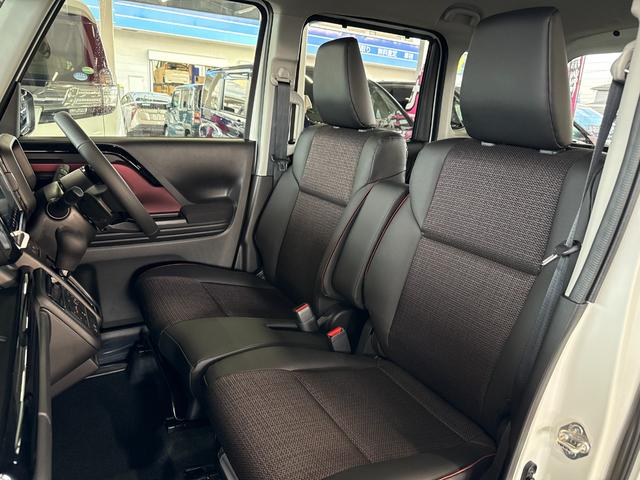 スペーシアカスタム ハイブリッドＸＳターボ【４ＷＤ】【届出済み未使用車】　全方位モニター付き９インチメモリーナビ　Ｂｌｕｅｔｏｏｔｈ　フルセグ　バック・サイド・フロントカメラ　両側電動スライド　追従型クルコン　後席オットマン　コーナーセンサー　シートヒーター　オートＬＥＤ（28枚目）