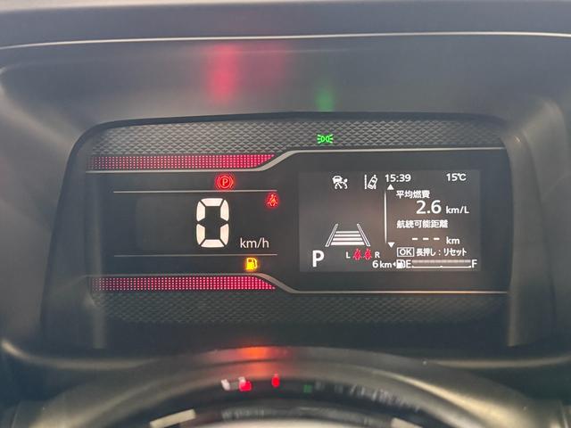 スペーシアカスタム ハイブリッドＸＳターボ【４ＷＤ】【届出済み未使用車】　全方位モニター付き９インチメモリーナビ　Ｂｌｕｅｔｏｏｔｈ　フルセグ　バック・サイド・フロントカメラ　両側電動スライド　追従型クルコン　後席オットマン　コーナーセンサー　シートヒーター　オートＬＥＤ（35枚目）