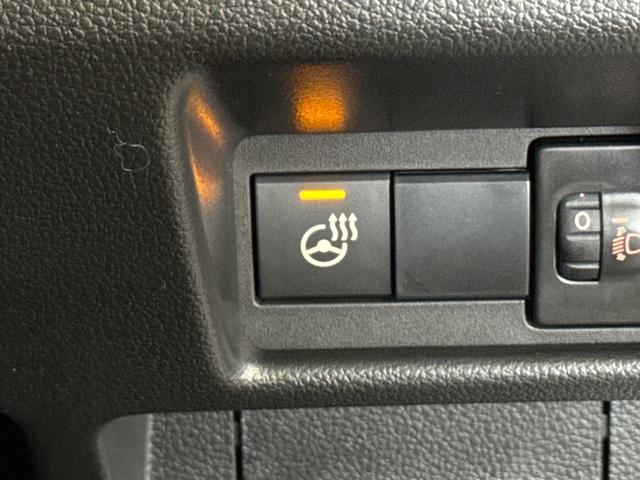 スペーシアカスタム ハイブリッドＸＳターボ【４ＷＤ】【届出済み未使用車】　全方位モニター付き９インチメモリーナビ　Ｂｌｕｅｔｏｏｔｈ　フルセグ　バック・サイド・フロントカメラ　両側電動スライド　追従型クルコン　後席オットマン　コーナーセンサー　シートヒーター　オートＬＥＤ（43枚目）