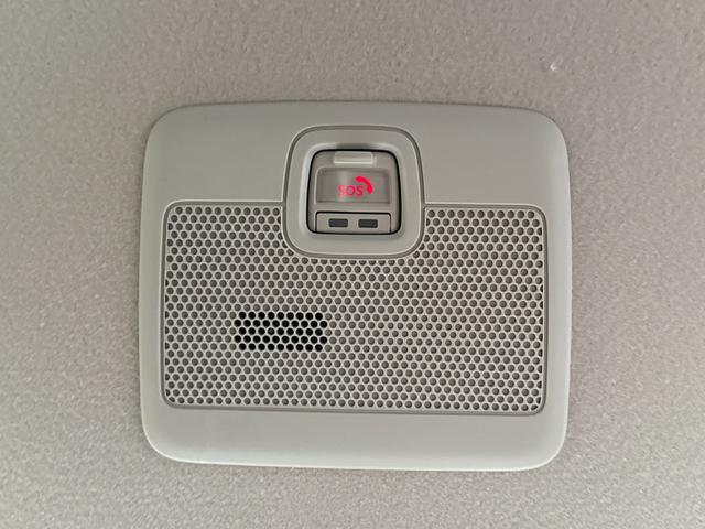 スペーシアカスタム ハイブリッドＸＳターボ【４ＷＤ】【届出済み未使用車】　全方位モニター付き９インチメモリーナビ　Ｂｌｕｅｔｏｏｔｈ　フルセグ　バック・サイド・フロントカメラ　両側電動スライド　追従型クルコン　後席オットマン　コーナーセンサー　シートヒーター　オートＬＥＤ（46枚目）